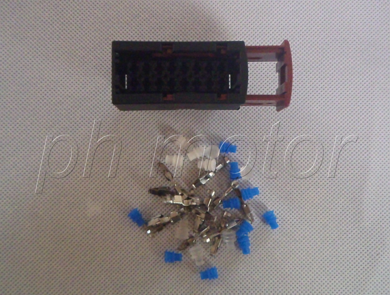Zásuvka Eberspacher D2 /D4 s kontakty 221000318100