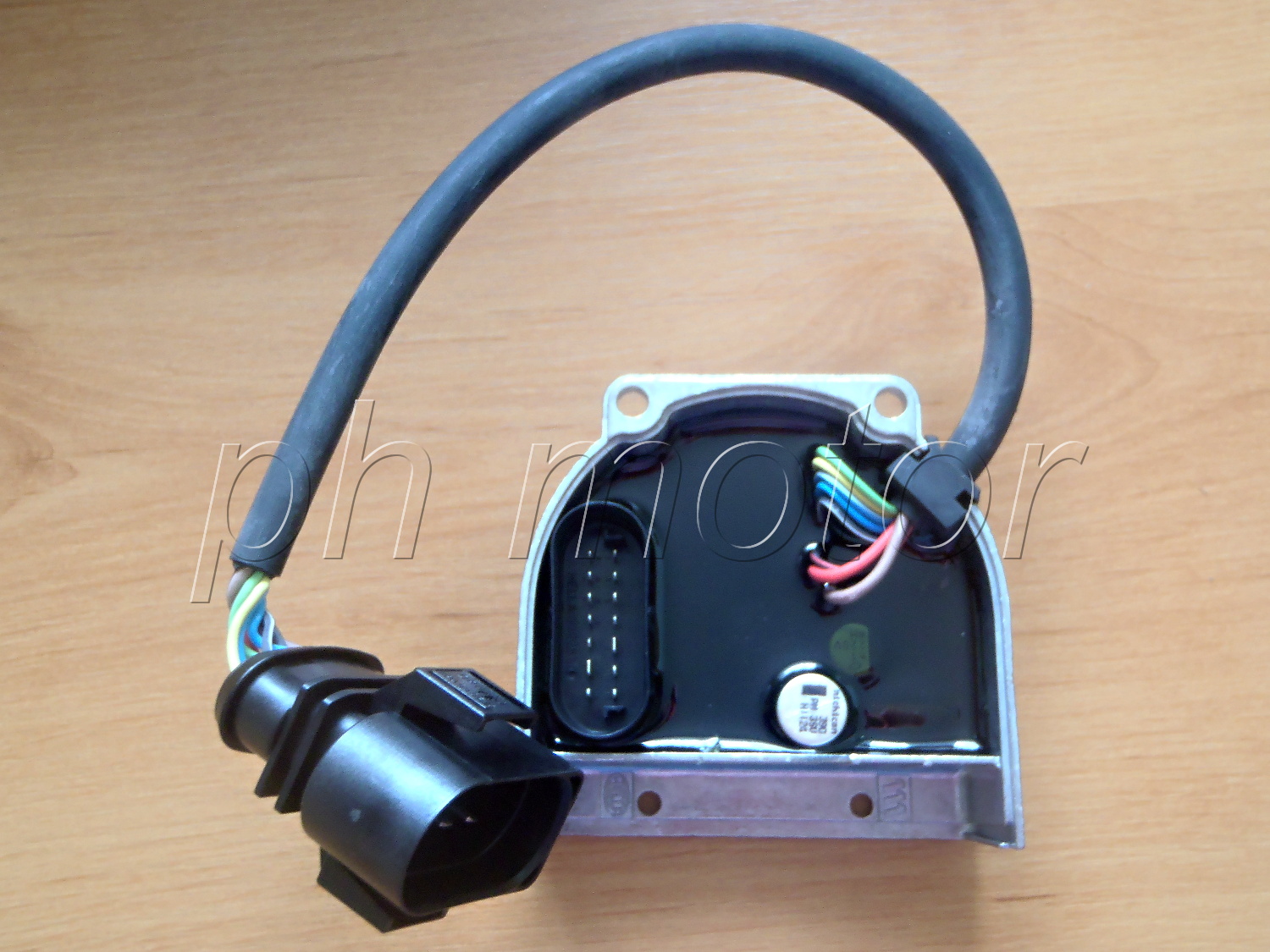 Řídící jednotka Eberspacher Hydronic D4W S 12V 225201040006/ 225201030001