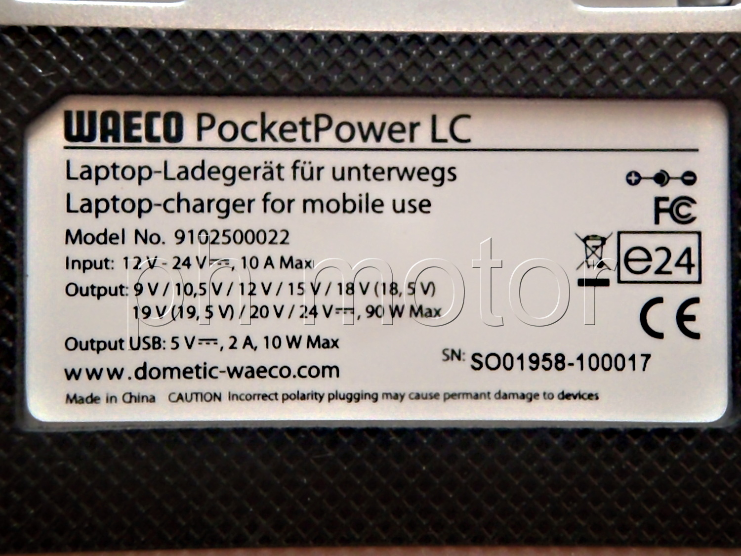 Univerzální nabíječka Waeco PocketPower - notebook, mobil, tablet ...